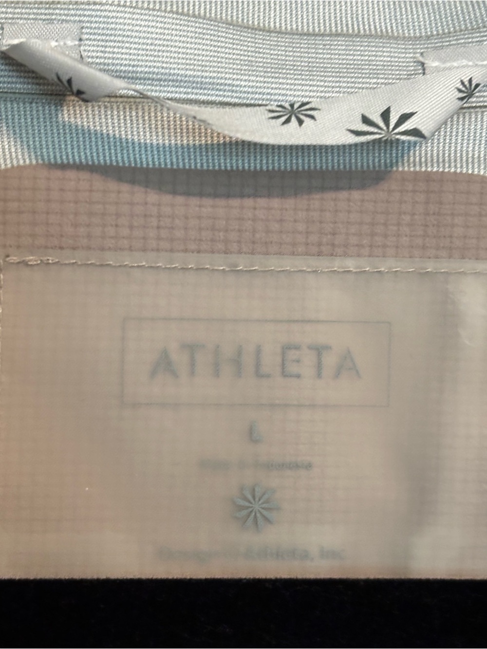 NWOT Athleta Raincoat - Picture 5 of 6